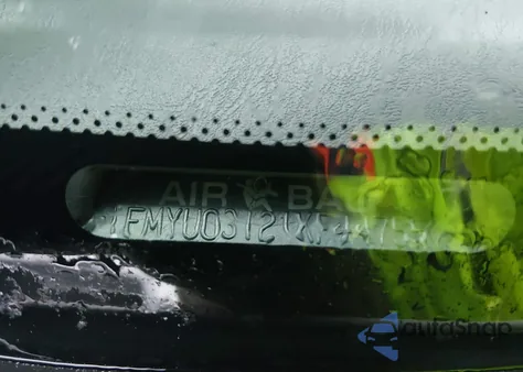 2001 Ford Escape Xlt from USA, damaged, VIN 1FMYU03121KF44755